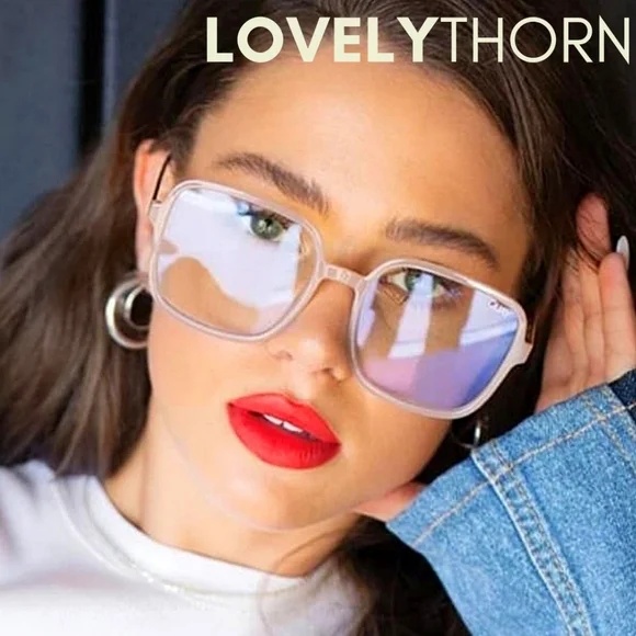 QUAY // ltd ed jlo collaboration nude xl square blue light glasses - Picture 15 of 16